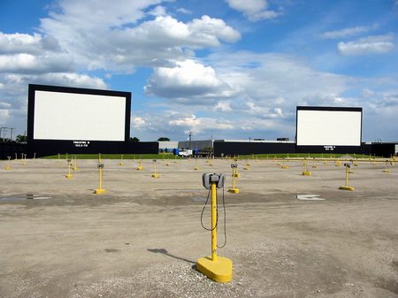 Ford-Wyoming 6-9 Theatre - Screens - Photo From Water Winter Wonderland (newer photo)